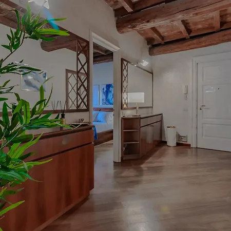 Apartment Domus Elena Lakeview